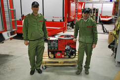 Uebergabe-eines-Notstromaggregates-fuer-das-Feuerwehrhaus
