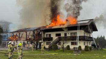 Brand-Bauernhof-